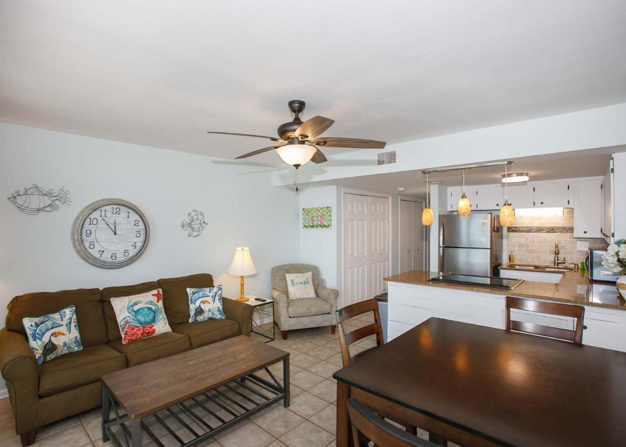 Island Winds West 477 By Albvr - Beachfront, Updated & Beautiful! Just Steps To The Beach & Hangout! Gulf Shores Eksteriør billede